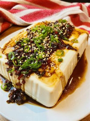  Qiezi Lao Pian Doufu - Smakrika grönsaker möter silken tofu i en härlig dans av kryddor!